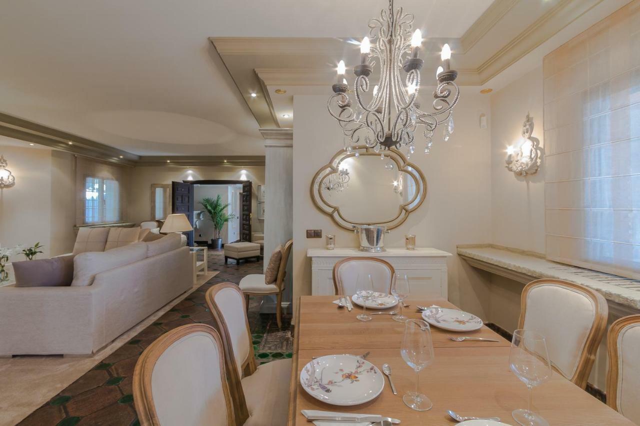 Authentic Andalucia Villa มาร์เบยา ภายนอก รูปภาพ