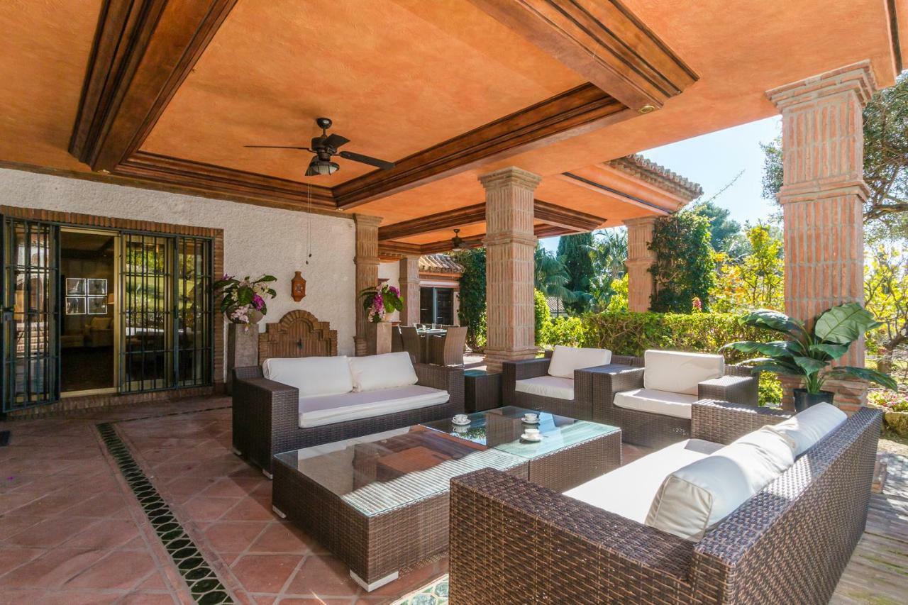Authentic Andalucia Villa มาร์เบยา ภายนอก รูปภาพ